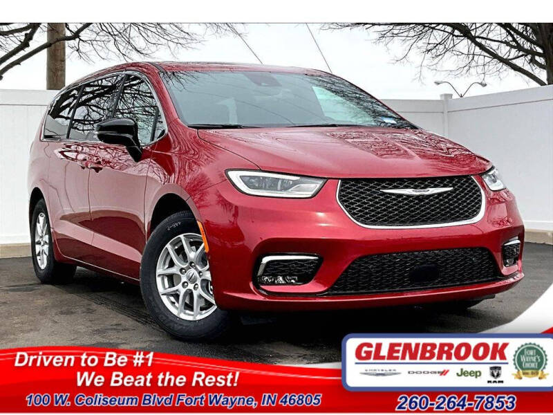 2025 Chrysler Pacifica for sale at Glenbrook Dodge Chrysler Jeep Ram and Fiat in Fort Wayne IN