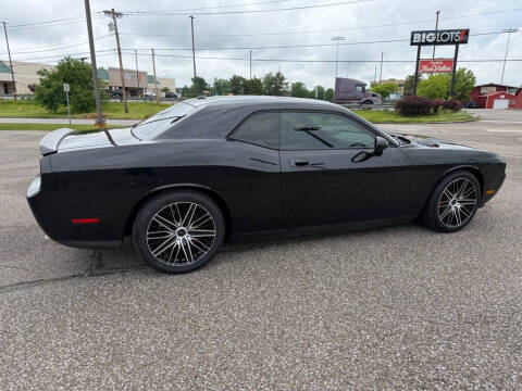 2010 Dodge Challenger SRT8