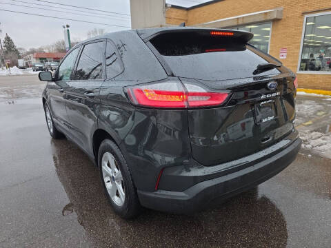 2022 Ford Edge SE