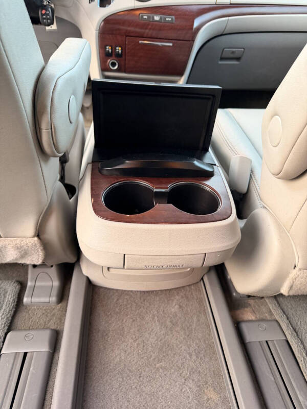 2014 Toyota Sienna XLE 7-Passenger