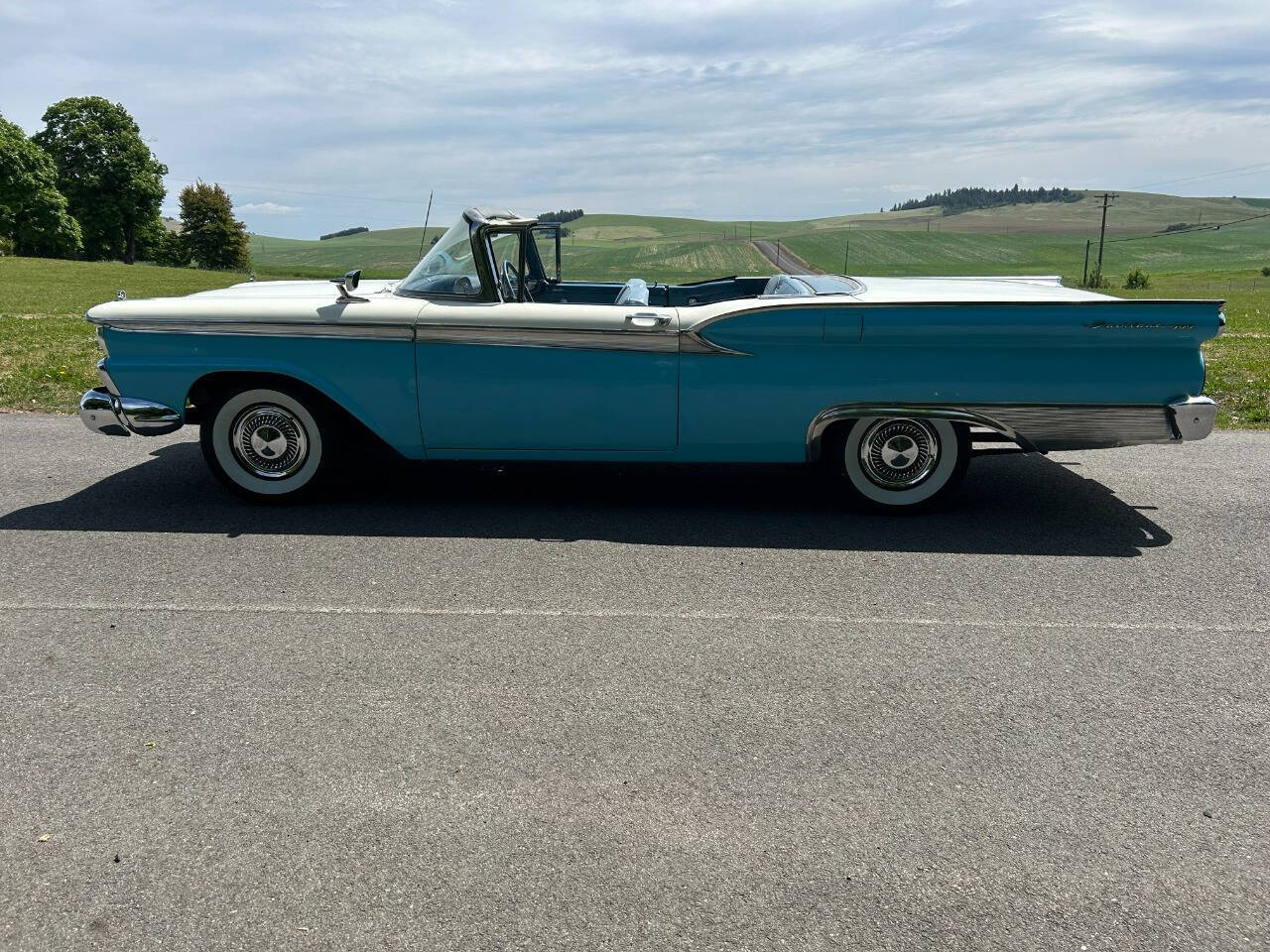 1959 Ford Fairlane 1