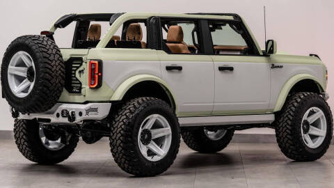 2025 Ford Bronco Outer Banks