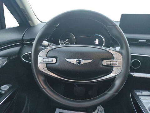 2025 Genesis GV70 2.5T Standard