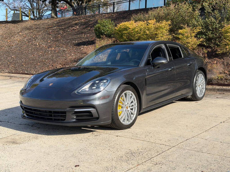 2017 Porsche Panamera 4