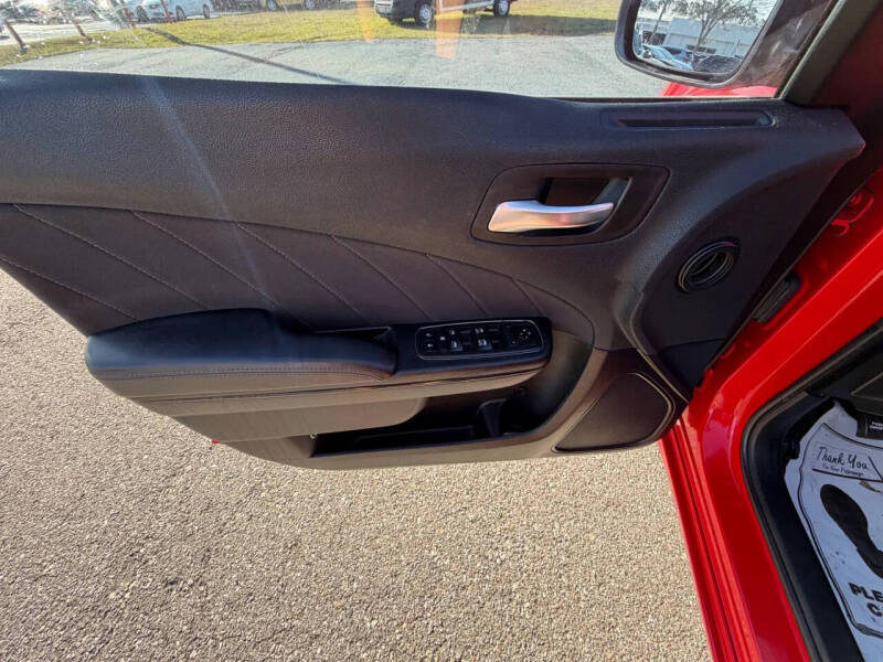 2019 Dodge Charger SXT