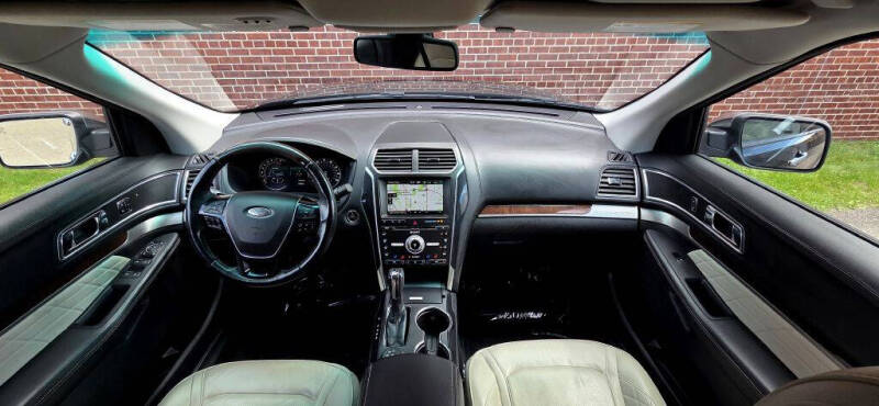 2016 Ford Explorer Platinum