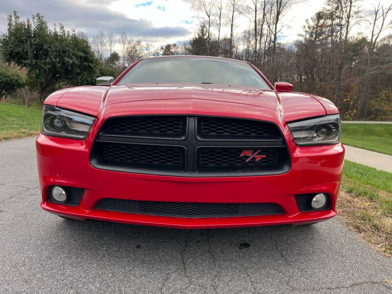 2011 Dodge Charger R/T photo 6