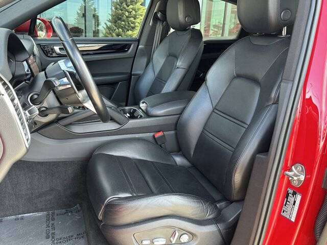 2021 Porsche Cayenne S Coupe