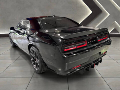 2022 Dodge Challenger