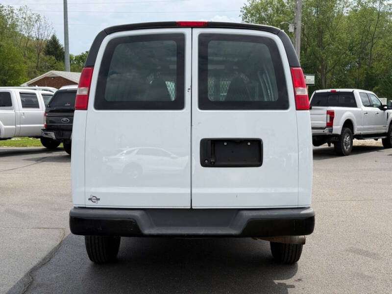 2018 Chevrolet Express 2500