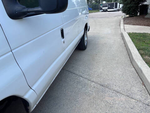 2010 Ford E-Series E-250