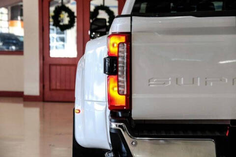 2024 Ford F-350 Super Duty Lariat
