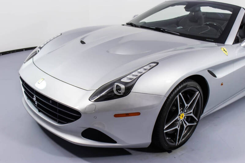 2016 Ferrari California T