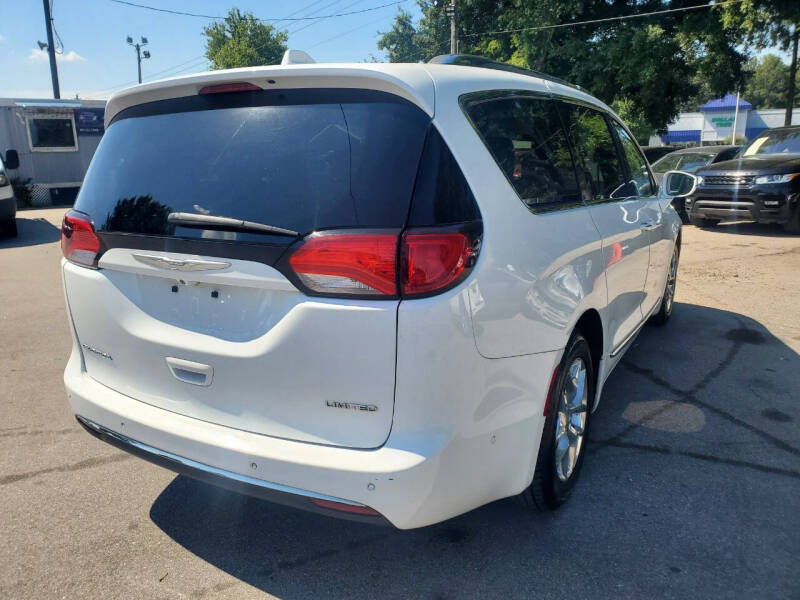 2017 Chrysler Pacifica Limited