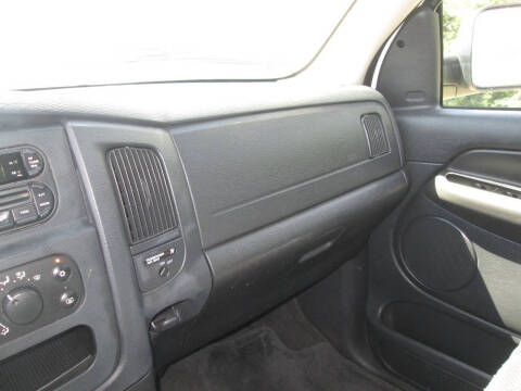 2004 Dodge Ram 2500 SLT