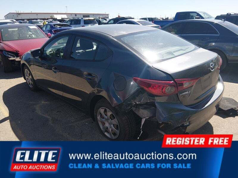 2015 Mazda MAZDA3 i SV