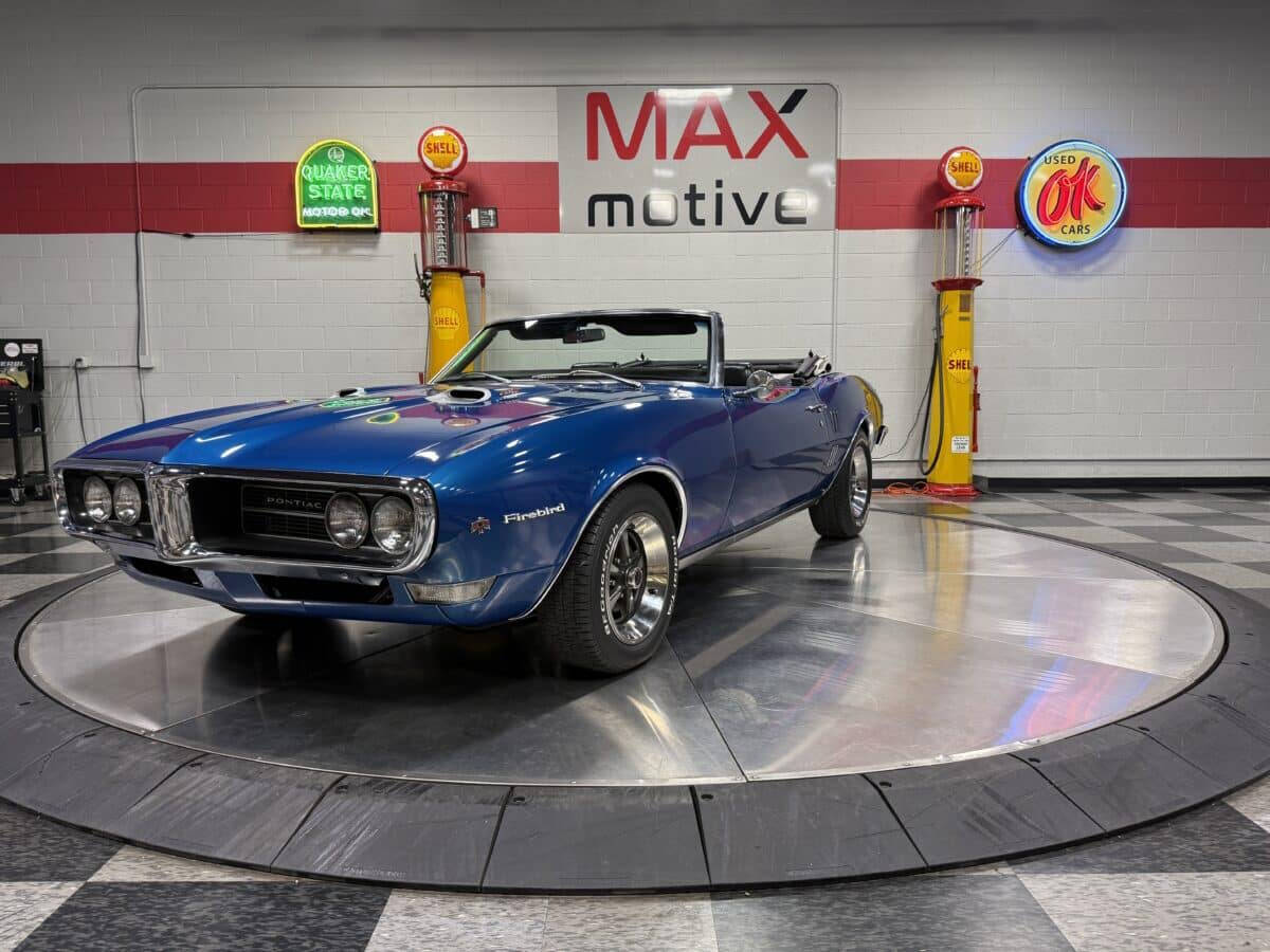 1968 Pontiac Firebird 56