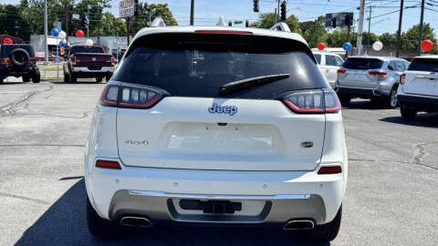 2019 Jeep Cherokee Overland