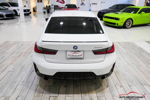 2023 BMW 3 Series 330e