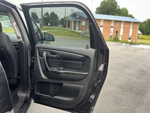 2015 GMC Acadia SLE-2
