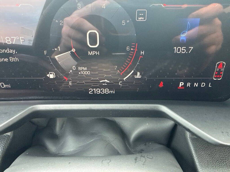 2024 GMC Acadia Elevation