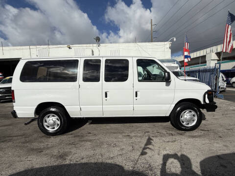 2012 Ford E-350