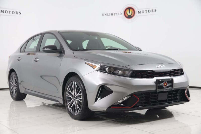 2022 Kia Forte GT Line