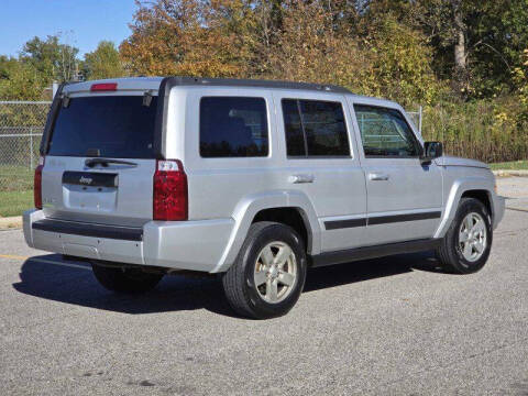 2008 Jeep Commander Sport