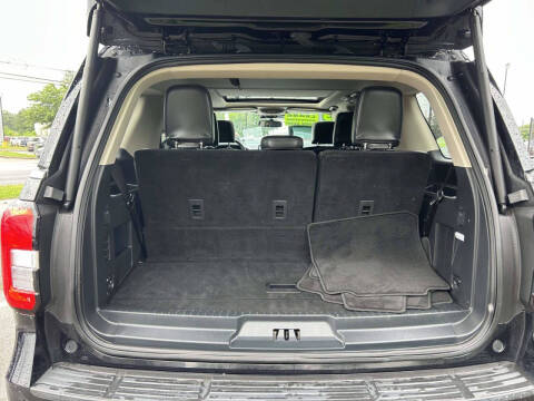 2023 Ford Expedition XLT