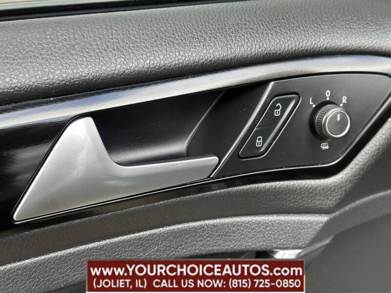 2017 Volkswagen Golf GTI Sport