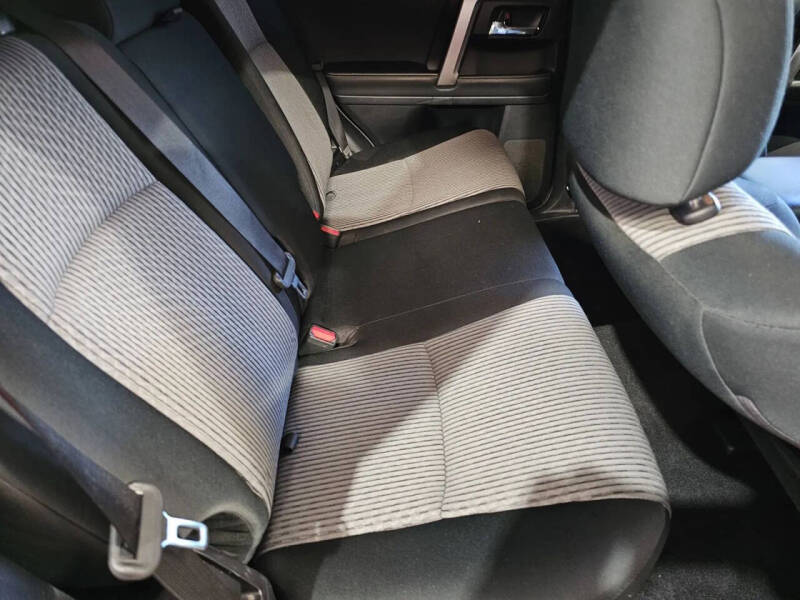 2022 Toyota 4Runner SR5
