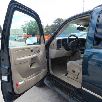 2005 Chevrolet Suburban 2500 LS