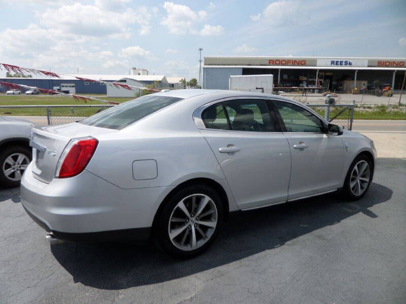 2009 Lincoln MKS Base photo 13