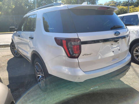 2017 Ford Explorer Sport