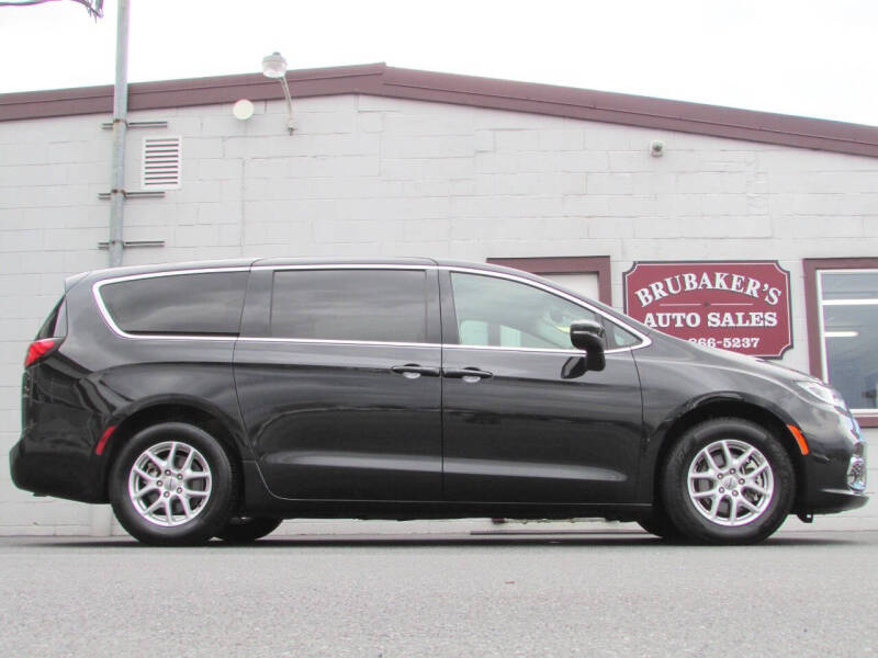 2023 Chrysler Pacifica Touring L