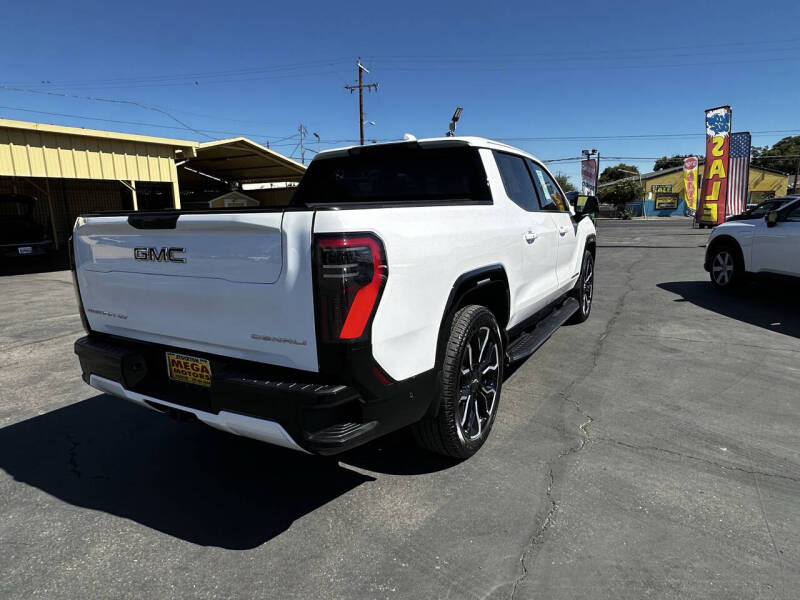 2025 GMC Sierra EV Denali