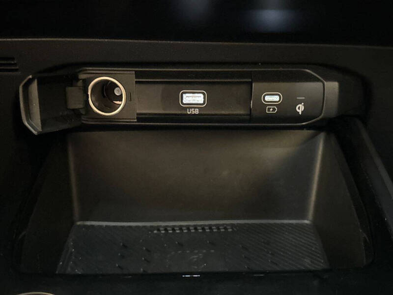 2023 Kia Niro EX Touring
