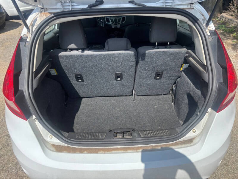 2013 Ford Fiesta SE
