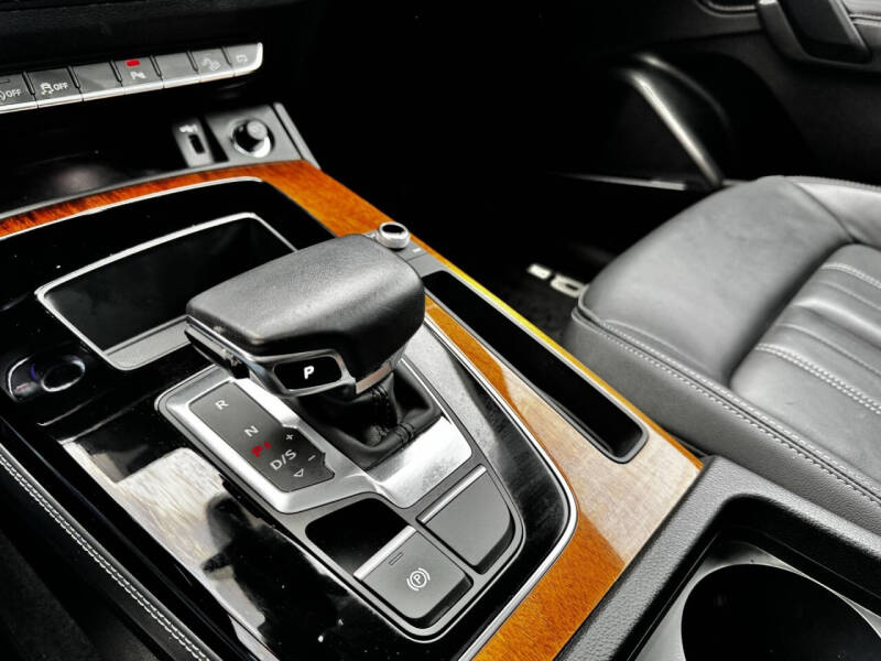 2023 Audi Q5 quattro S line Prem Plus 45 TFSI