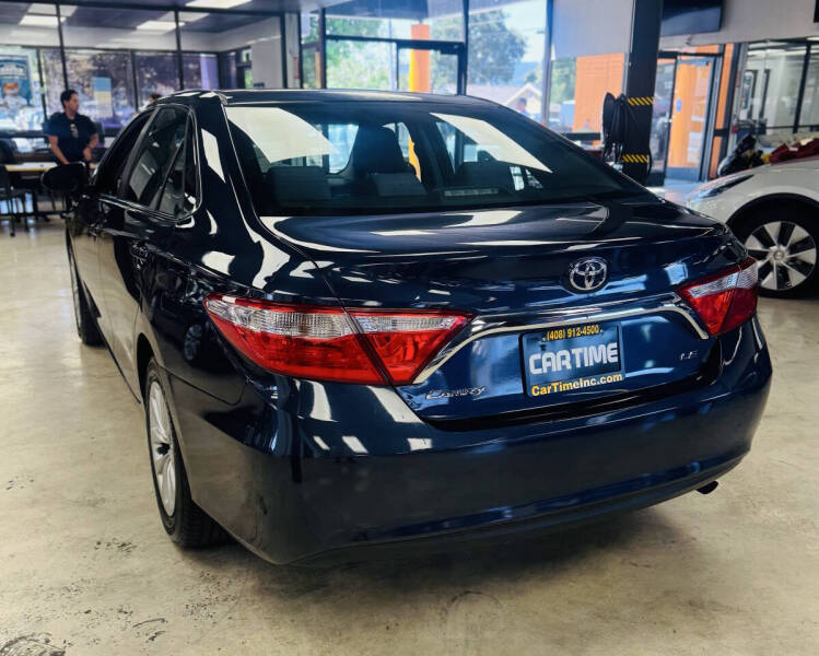 2017 Toyota Camry LE