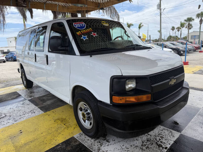 2017 Chevrolet Express 2500