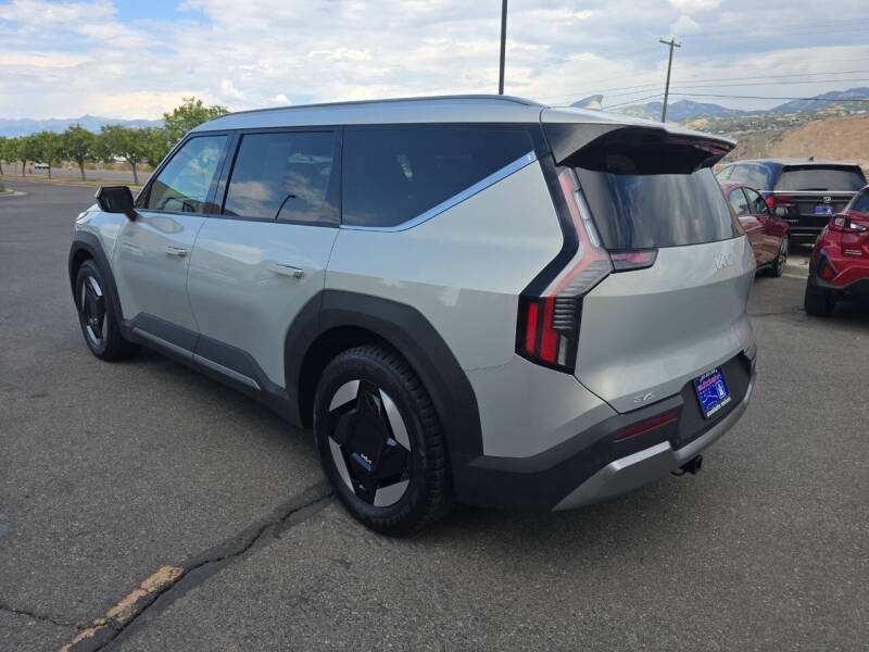 2024 Kia EV9 Wind