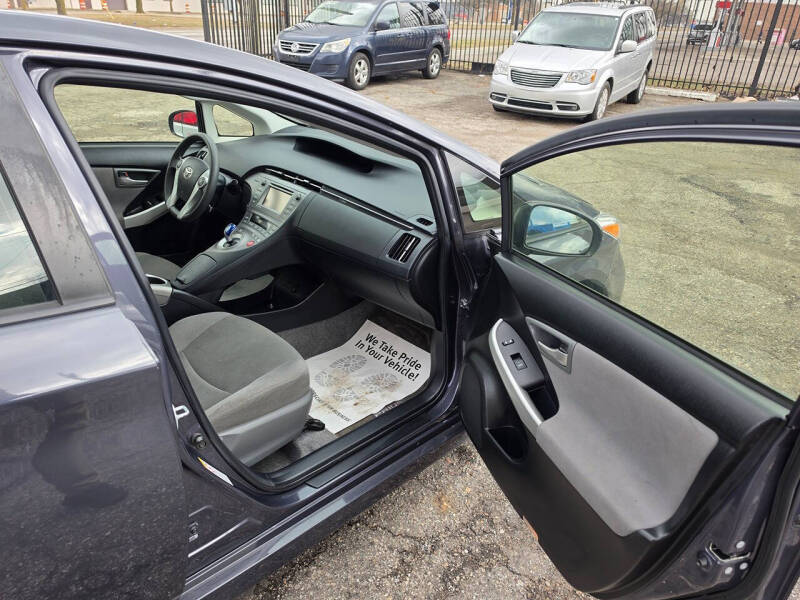 2014 Toyota Prius Two