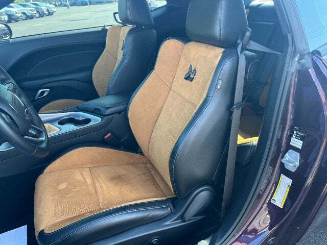 2020 Dodge Challenger 40