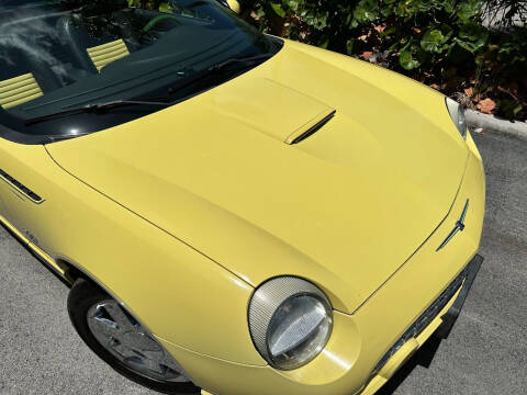 2002 Ford Thunderbird Deluxe