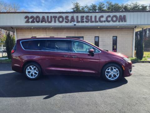 2017 Chrysler Pacifica for sale at 220 Auto Sales LLC in Madison NC