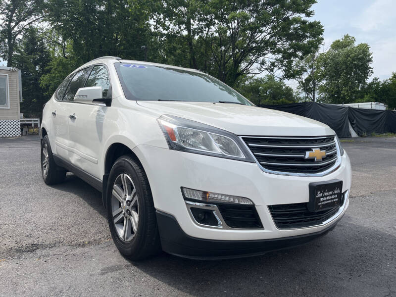 2015 Chevrolet Traverse for sale at PARK AVENUE AUTOS in Collingswood NJ