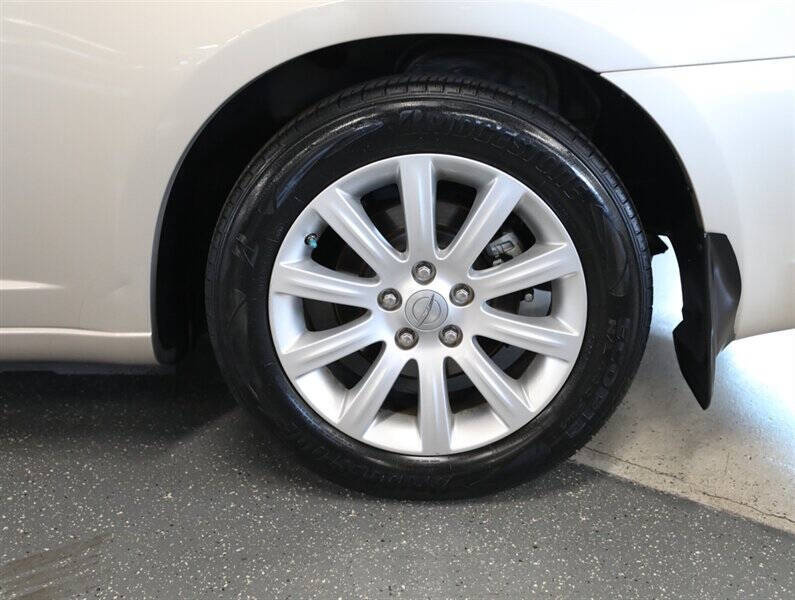 2013 Chrysler 200 Touring