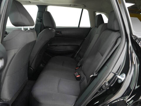 2025 Toyota Corolla Cross LE