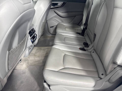 2018 Audi Q7 2.0T quattro Premium Plus